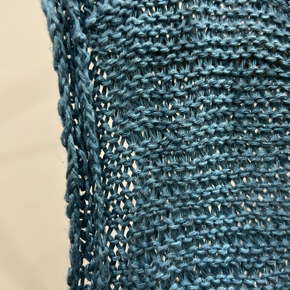 Crochet knit sweater vest with gray trim P2P: 20-21”. Length 24.25” - Picture 4 of 6